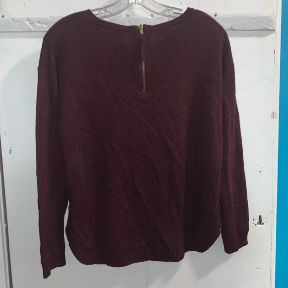 Sweater - Picture 5 of 7